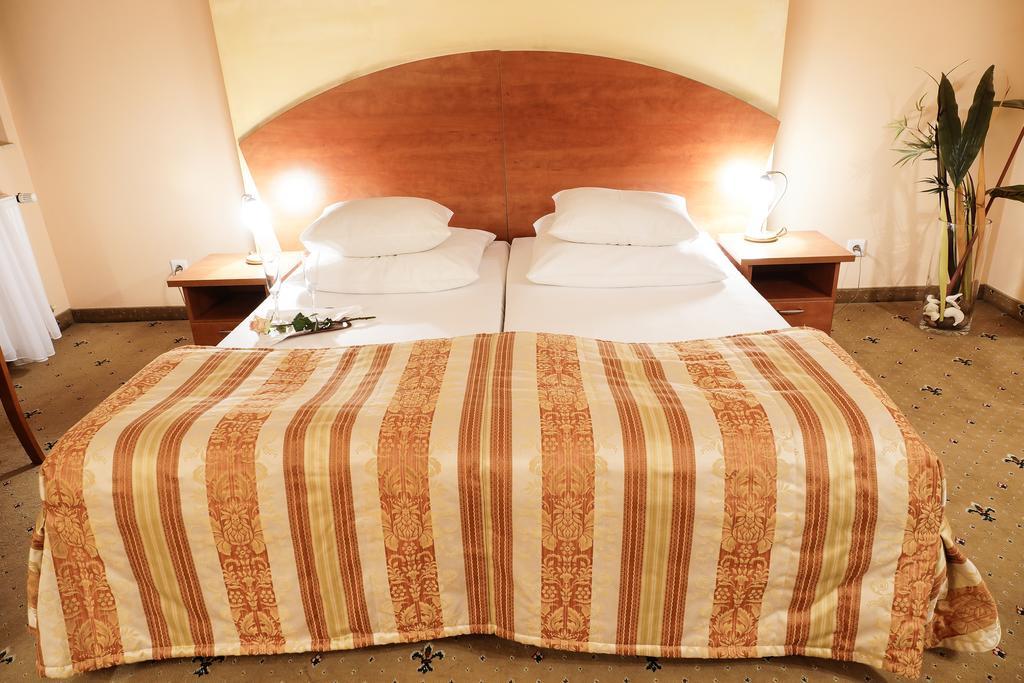 Hotel City Grudziadz Room photo